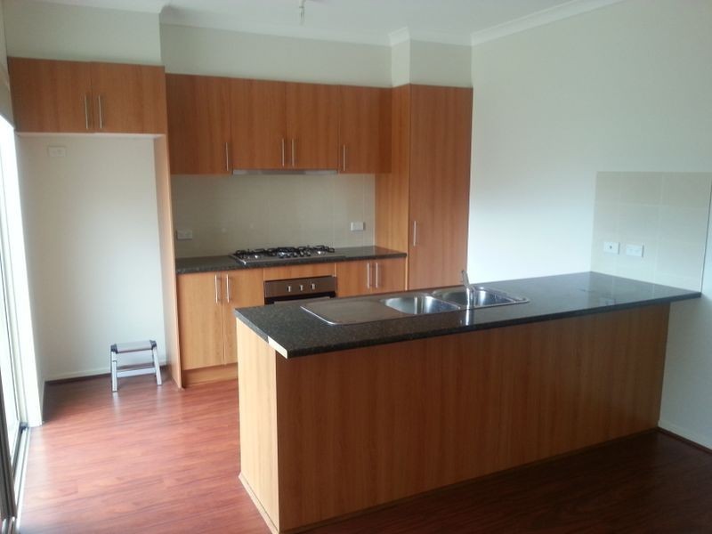 84 Thoresby Circuit, Craigieburn VIC 3064