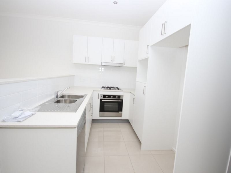 4/198 Newbury Boulevard, Craigieburn VIC 3064