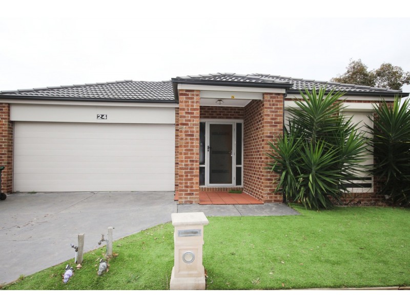 24 Moor Park Drive, Craigieburn VIC 3064