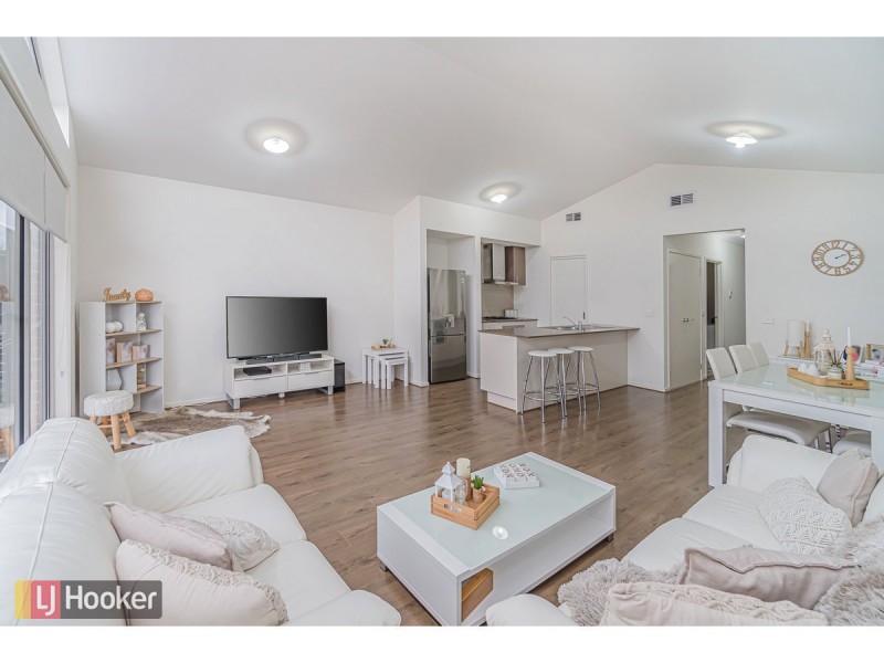 285 Brookfield Boulevard, Craigieburn VIC 3064