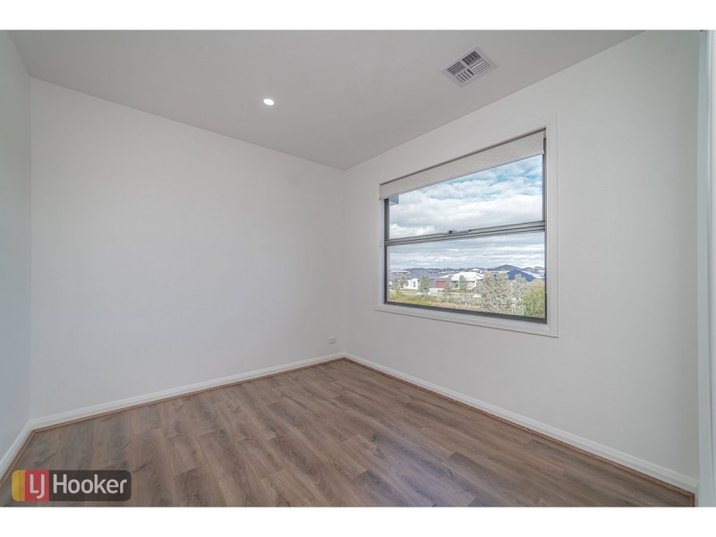 106 Gallantry Avenue, Craigieburn VIC 3064