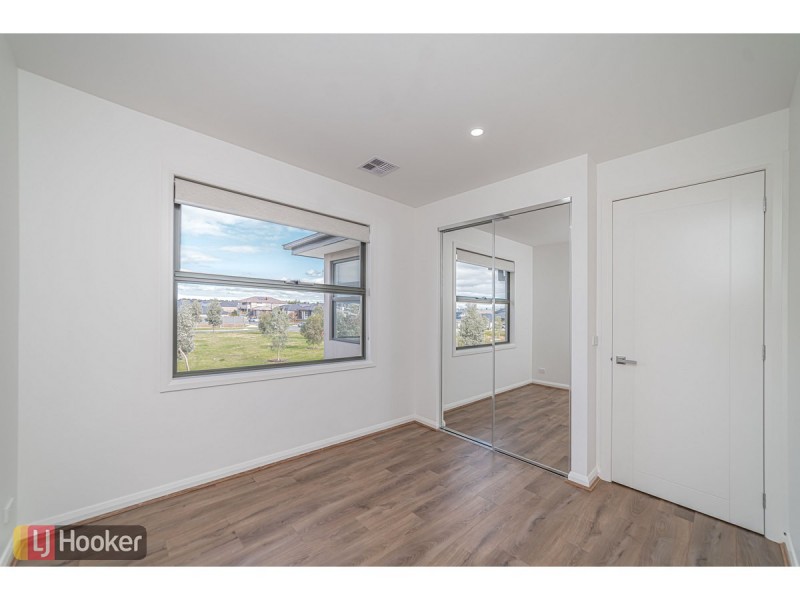 106 Gallantry Avenue, Craigieburn VIC 3064