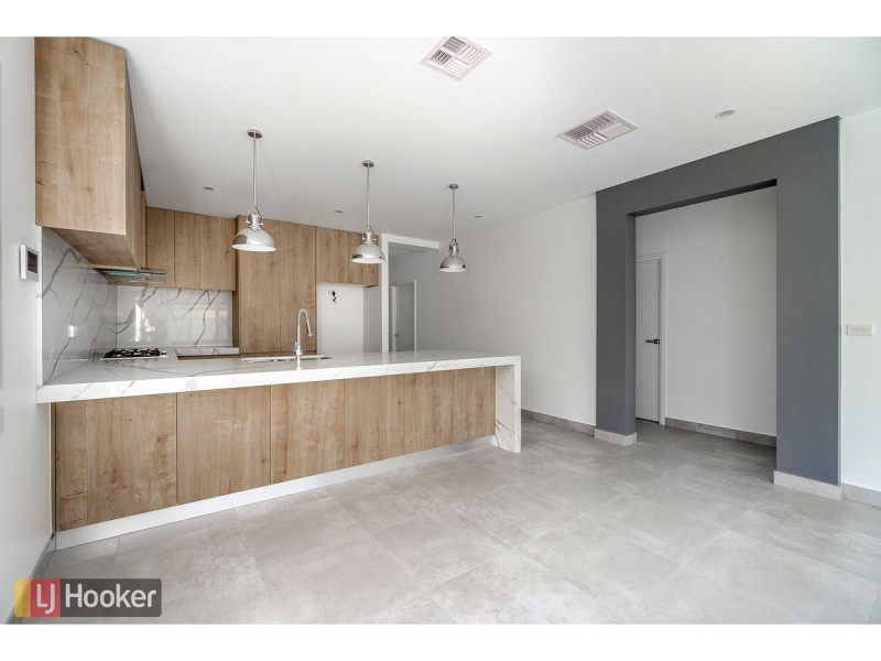 10 Saint Road, Craigieburn VIC 3064