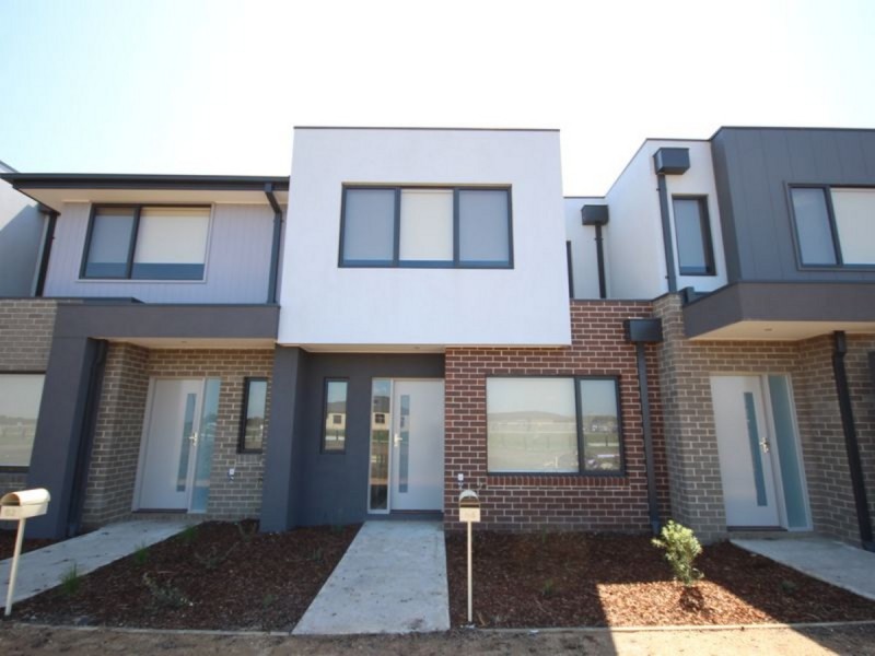 64 Baronial Way, Craigieburn VIC 3064