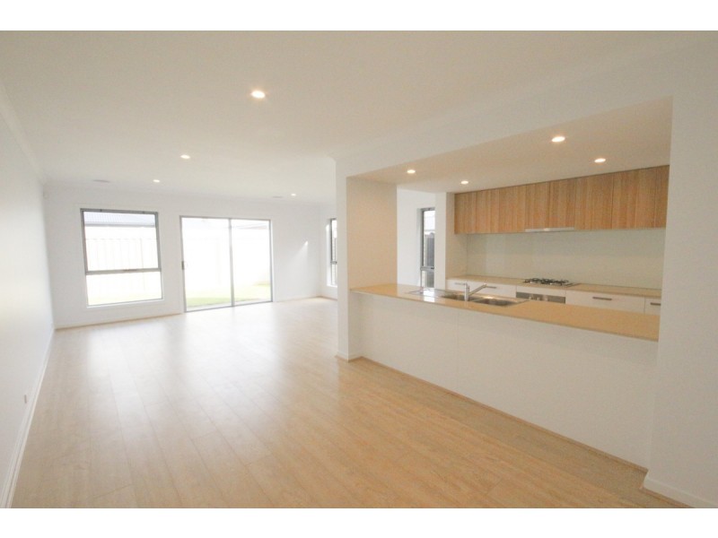 34 Merlin Street, Craigieburn VIC 3064