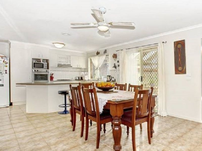 8 Bertrand Court, Craigieburn VIC 3064