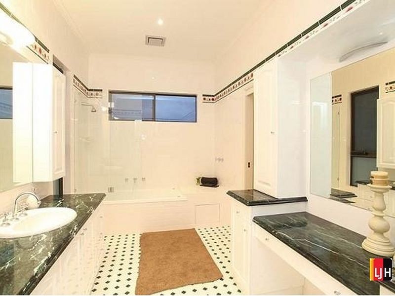 83 Parkside Rise, Craigieburn VIC 3064