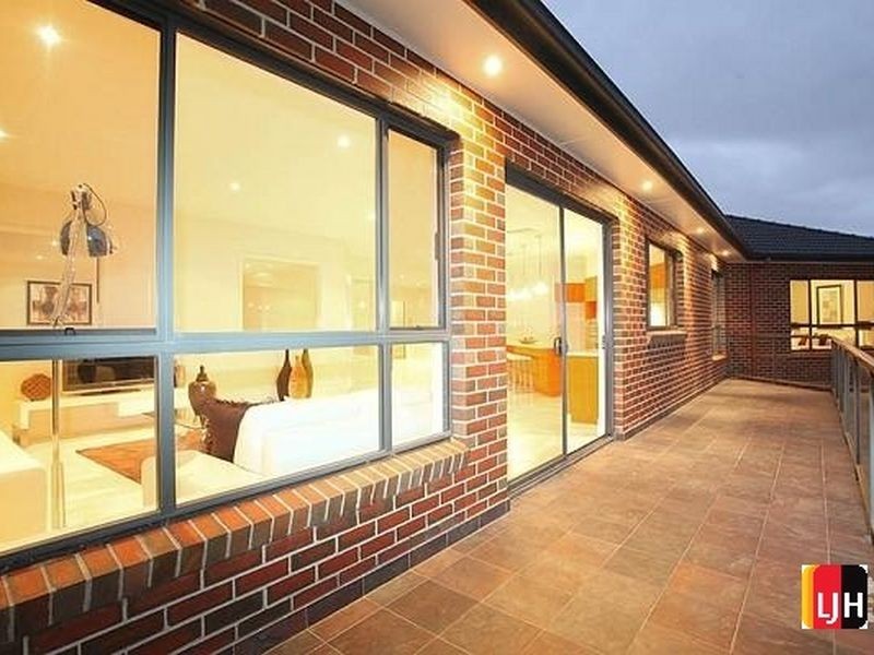 83 Parkside Rise, Craigieburn VIC 3064