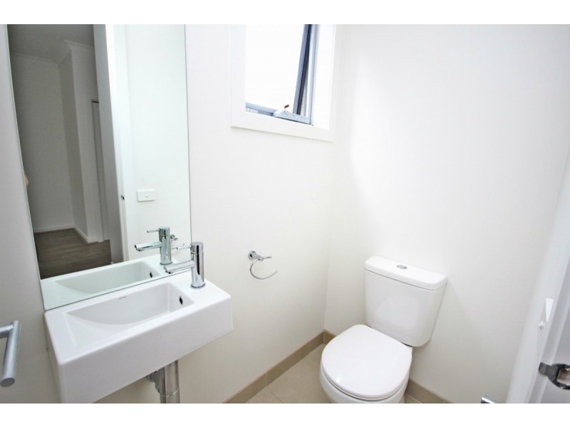 60 Bayano Way, Craigieburn VIC 3064