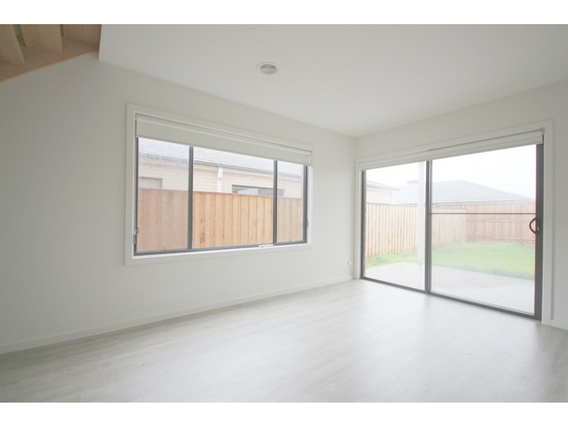 13 Lavinia Street, Greenvale VIC 3059