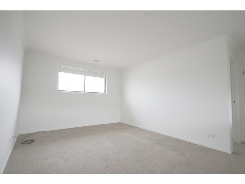 13 Lavinia Street, Greenvale VIC 3059