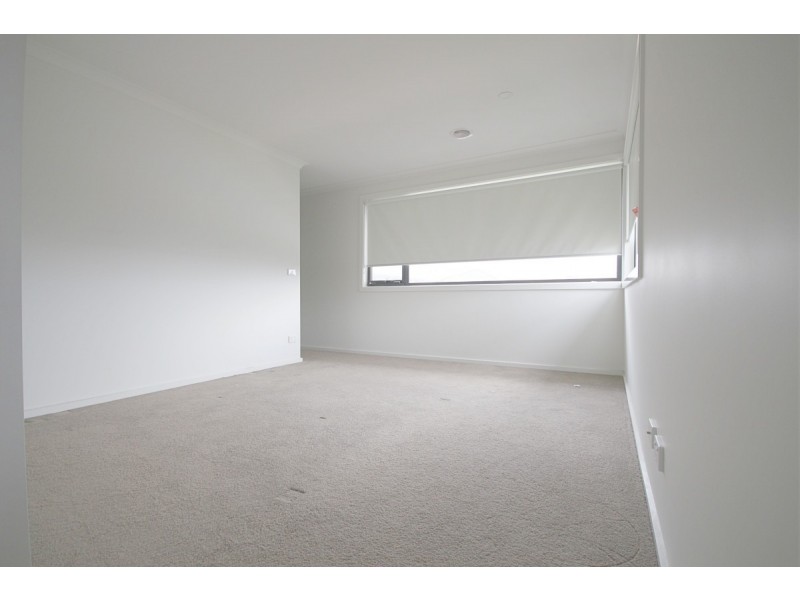 13 Lavinia Street, Greenvale VIC 3059