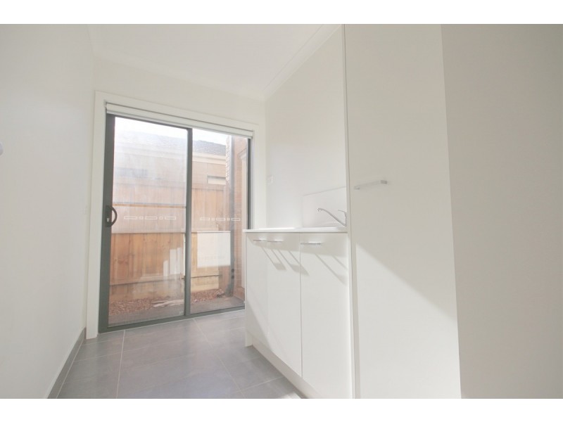 13 Lavinia Street, Greenvale VIC 3059