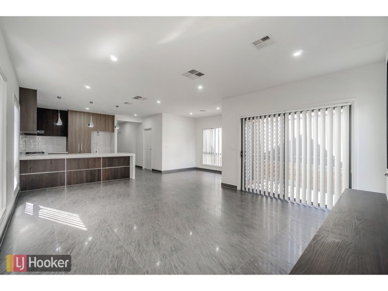 12 Saint Road, Craigieburn VIC 3064