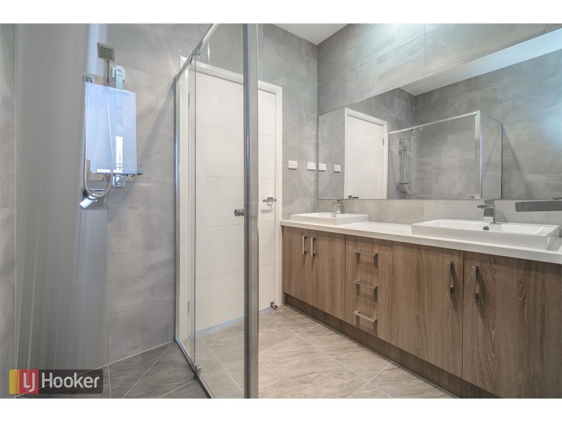12 Saint Road, Craigieburn VIC 3064