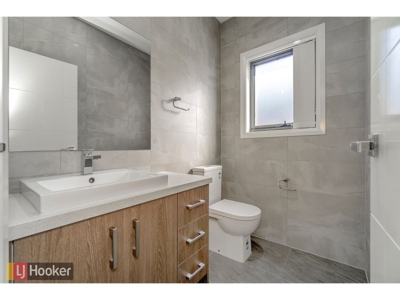 12 Saint Road, Craigieburn VIC 3064