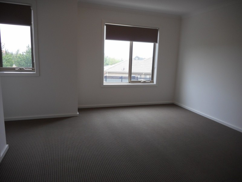 16/1-11 Hyde Park Avenue, Craigieburn VIC 3064