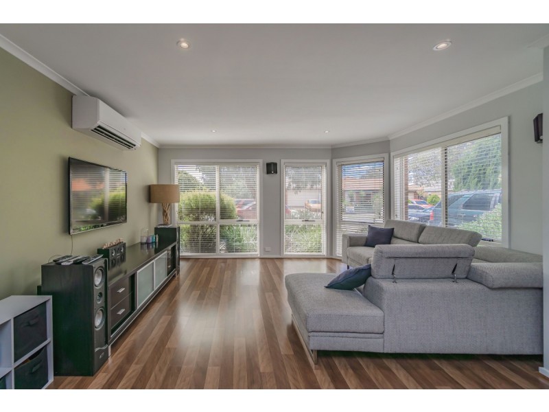 38 Marne Drive, Roxburgh Park VIC 3064