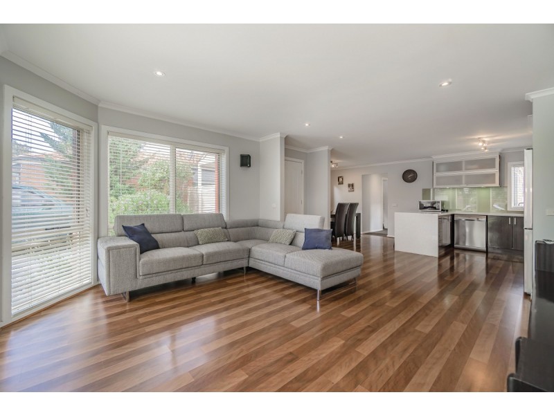 38 Marne Drive, Roxburgh Park VIC 3064