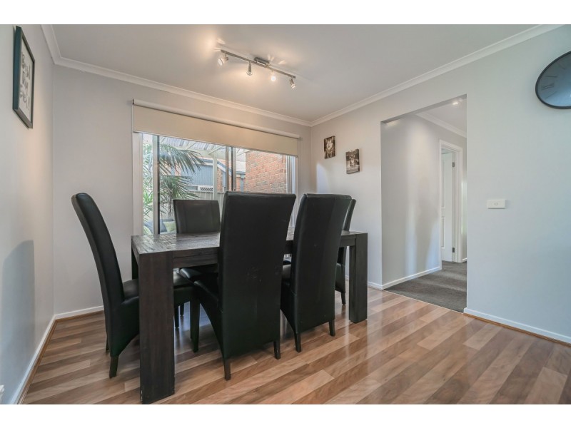 38 Marne Drive, Roxburgh Park VIC 3064