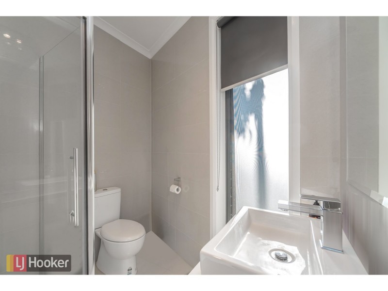 1&1A Cavell Drive, Craigieburn VIC 3064
