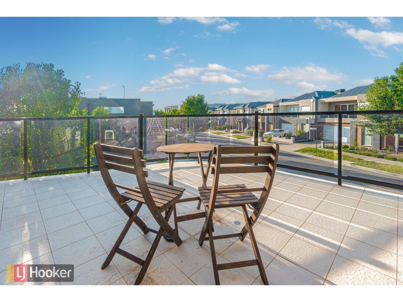 1&1A Cavell Drive, Craigieburn VIC 3064