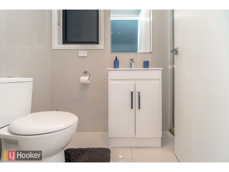 5&7 Grattan Cove, Craigieburn VIC 3064