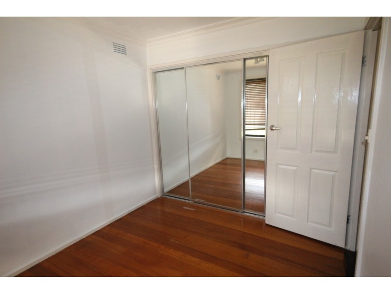 2 Keysborough Street, Craigieburn VIC 3064