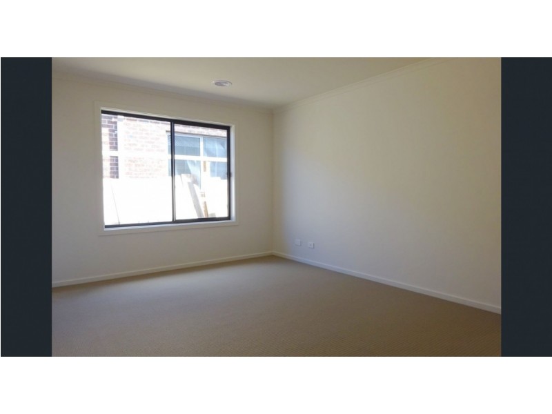 4 Harslett Street, Kalkallo VIC 3064