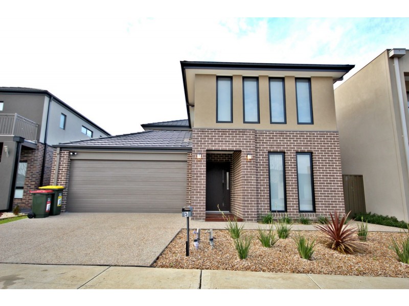 5 Cavell Drive, Craigieburn VIC 3064