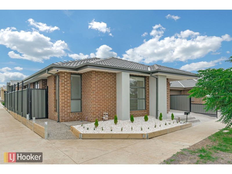 102 Gallantry Avenue, Craigieburn VIC 3064