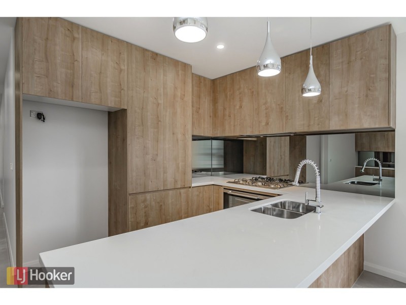 102 Gallantry Avenue, Craigieburn VIC 3064