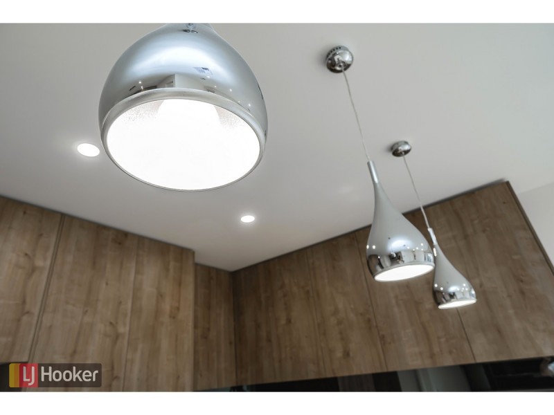 102 Gallantry Avenue, Craigieburn VIC 3064