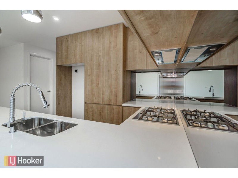 102 Gallantry Avenue, Craigieburn VIC 3064