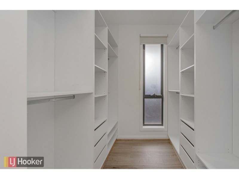 102 Gallantry Avenue, Craigieburn VIC 3064