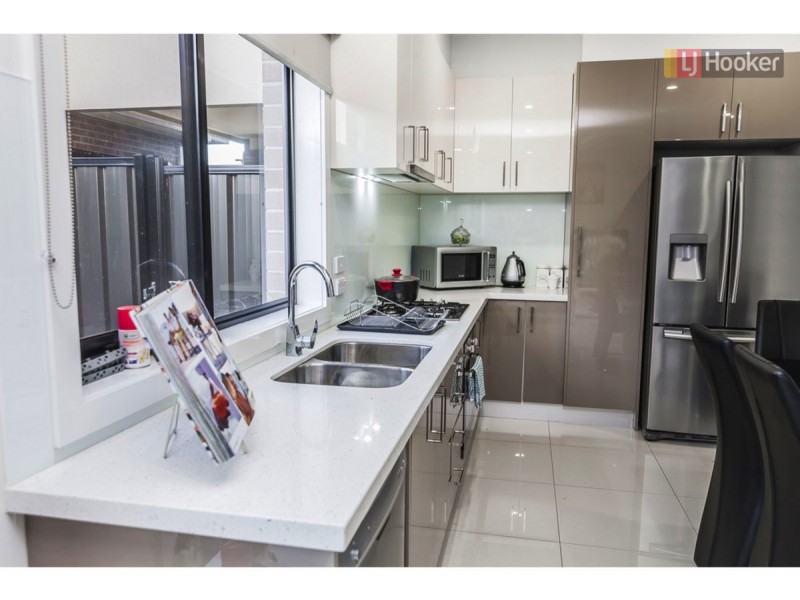 24 Faith Road, Craigieburn VIC 3064