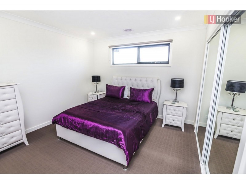 24 Faith Road, Craigieburn VIC 3064