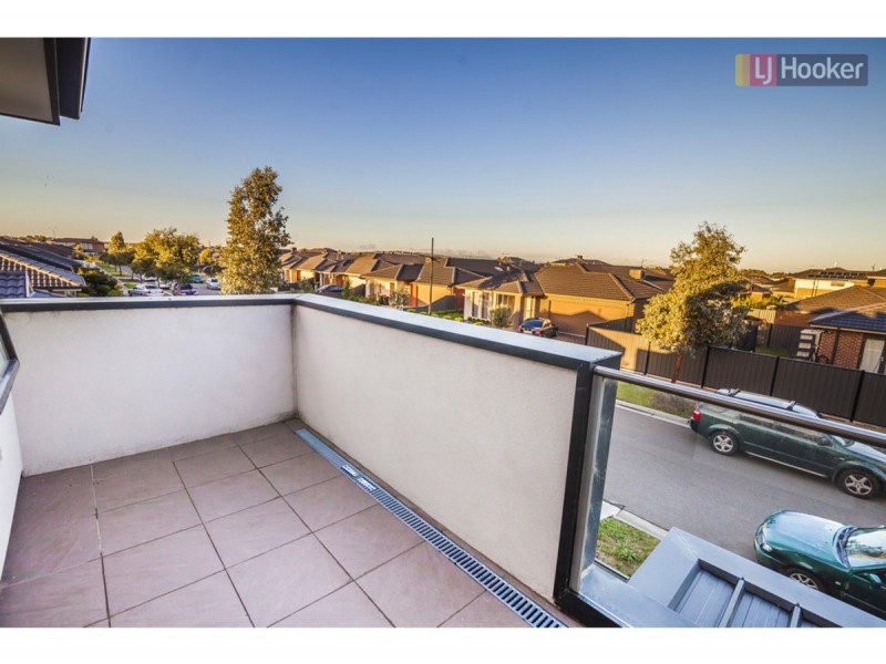 24 Faith Road, Craigieburn VIC 3064