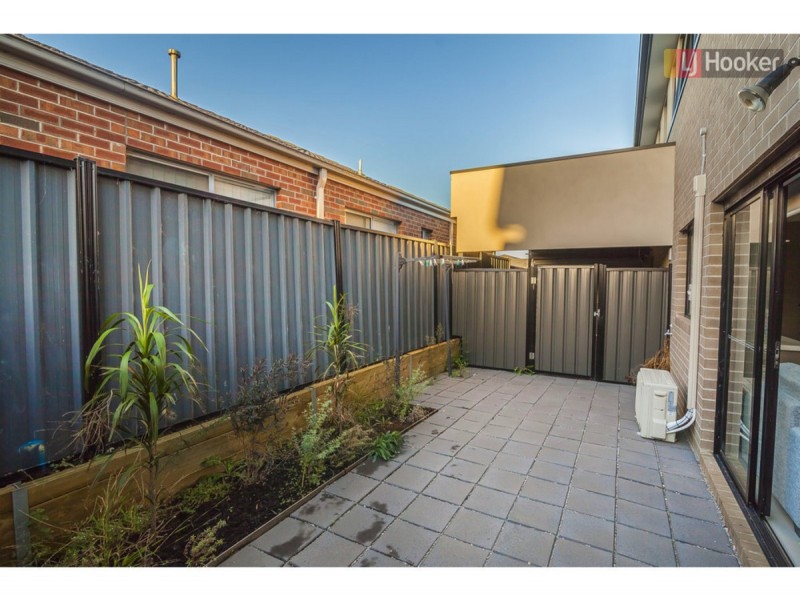 24 Faith Road, Craigieburn VIC 3064