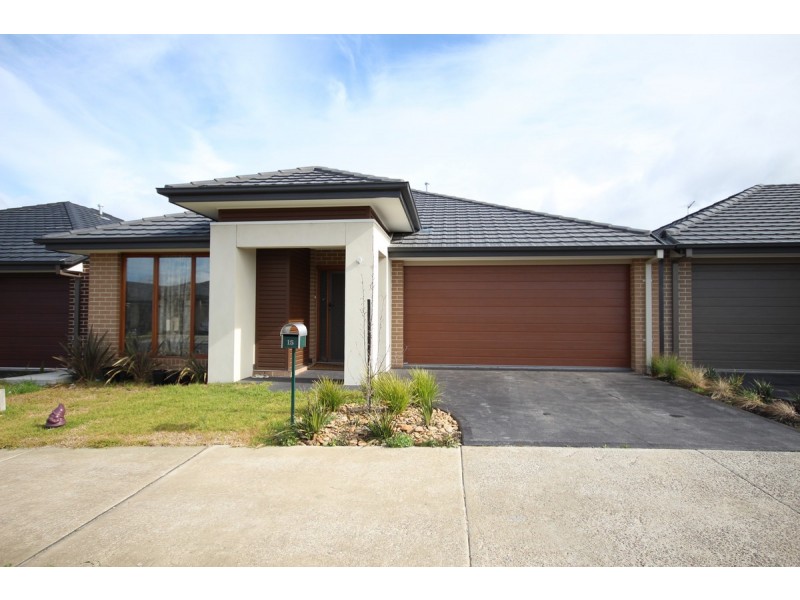 15 Tamarin Street, Craigieburn VIC 3064
