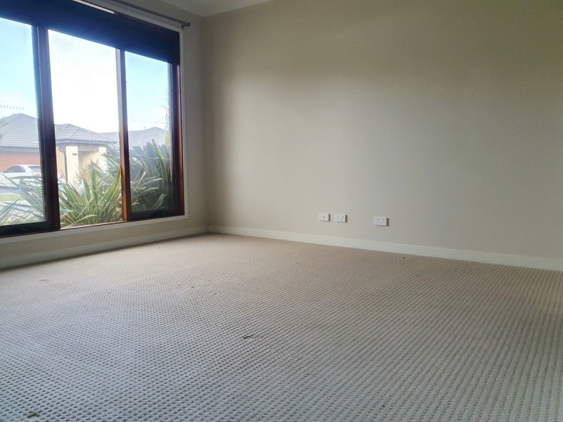 15 Tamarin Street, Craigieburn VIC 3064