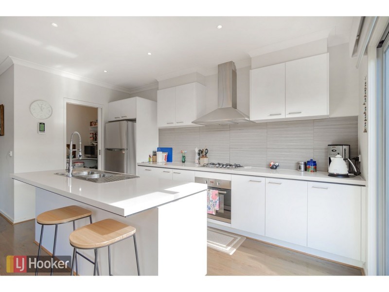 11 Moxie Road, Craigieburn VIC 3064