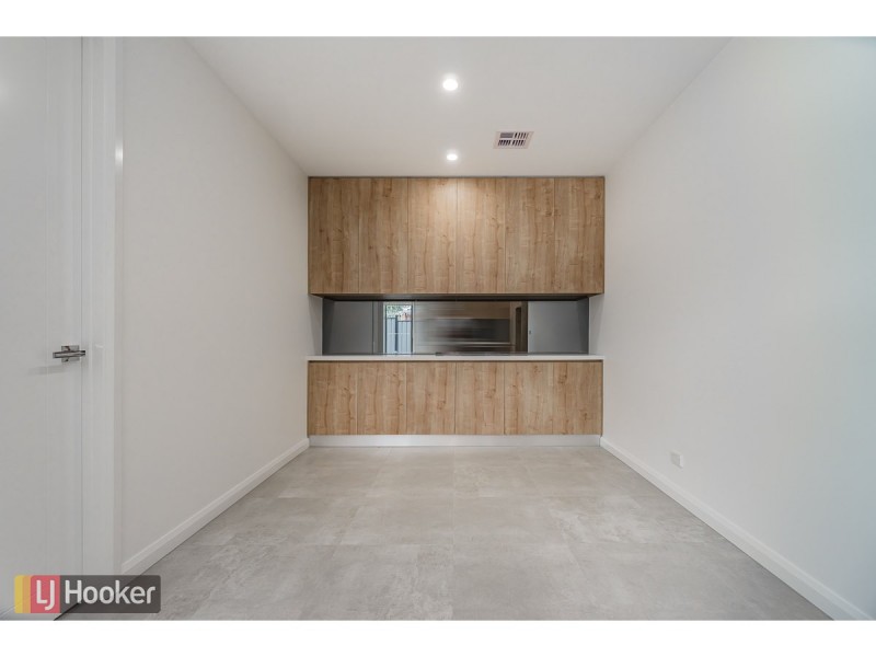 102 Gallantry Avenue, Craigieburn VIC 3064
