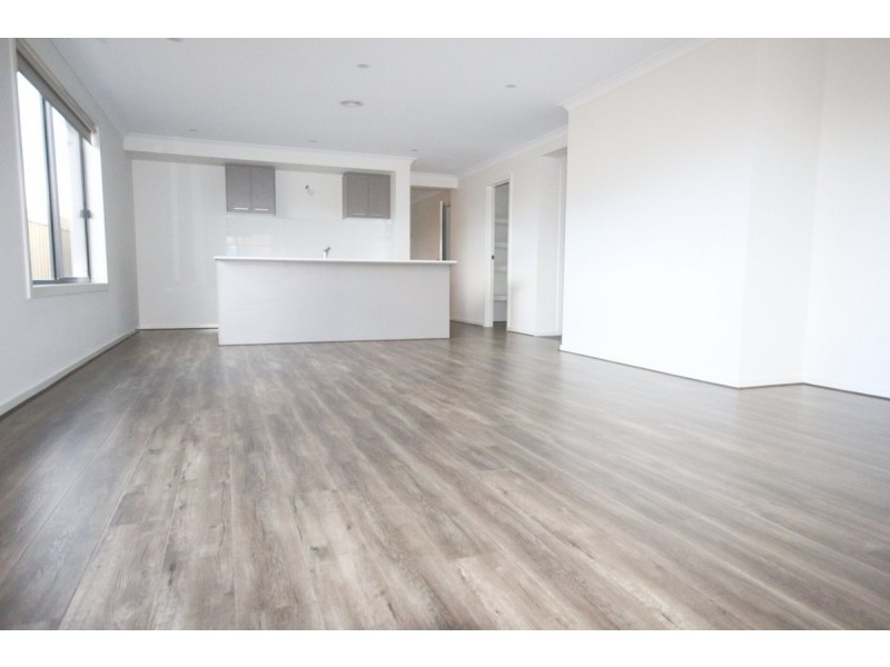 23 Herridge Street, Mickleham VIC 3064