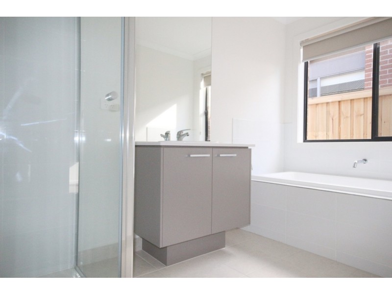 23 Herridge Street, Mickleham VIC 3064