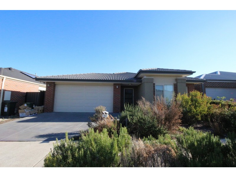 6 Brickwood Circuit, Craigieburn VIC 3064