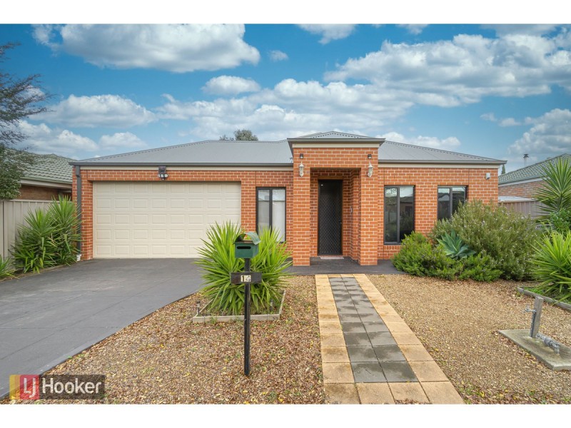 14 Emerald Circuit, Craigieburn VIC 3064