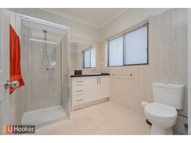 14 Emerald Circuit, Craigieburn VIC 3064