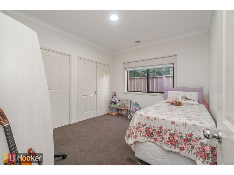 14 Emerald Circuit, Craigieburn VIC 3064