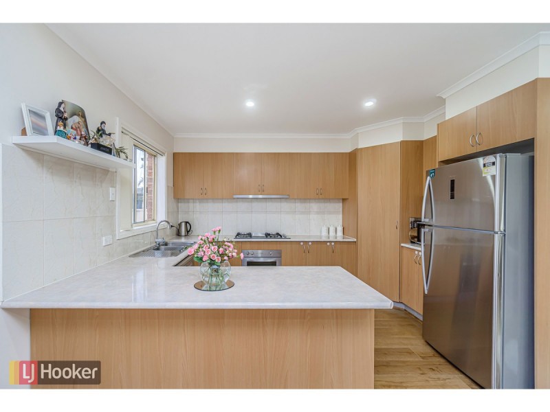 16 Discovery Close, Craigieburn VIC 3064